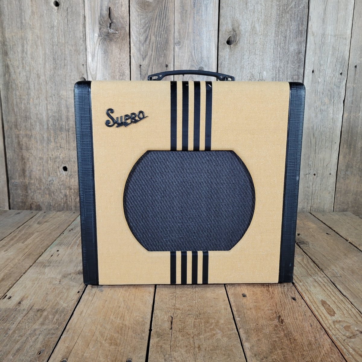 Supro Delta King 12 Model 1822R – 15W 1x12 Tube Combo Amp, Vintage - Inspired - Mahar's Vintage Guitars