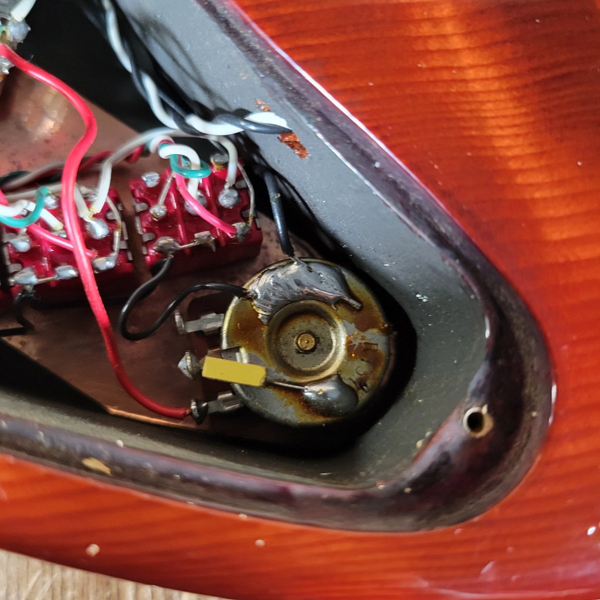 Tom Anderson Drop Top 1991 – Rare Redwood Body, One of Two Made - Mahar's Vintage Guitars