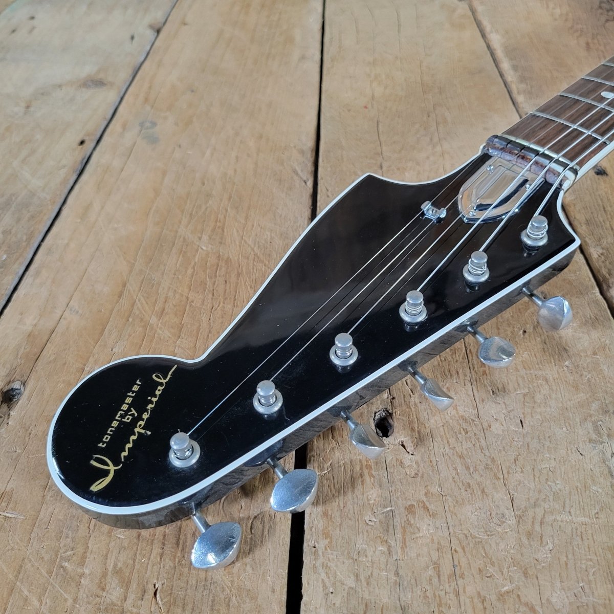 Tonemaster Imperial Model 20 – 1965 Crucianelli Silver Sparkle Vintage Guitar w/ Original Case - Mahar's Vintage Guitars