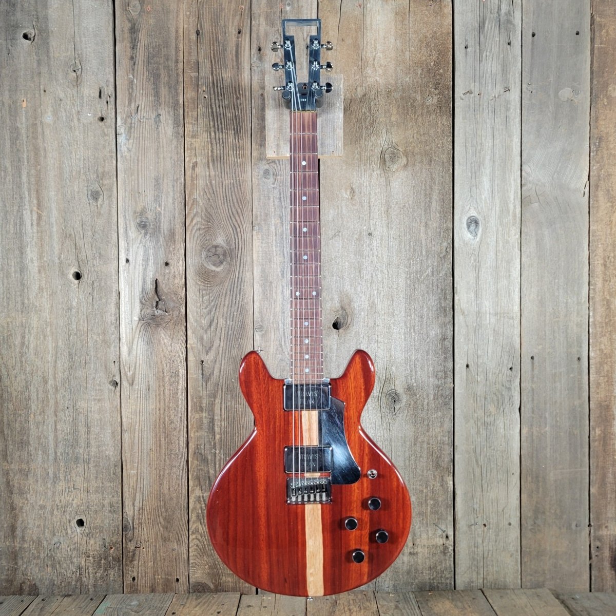Travis Bean Designs TB1000S Reissue 2022 – Aluminum Neck Electric Guitar with Case - Mahar's Vintage Guitars