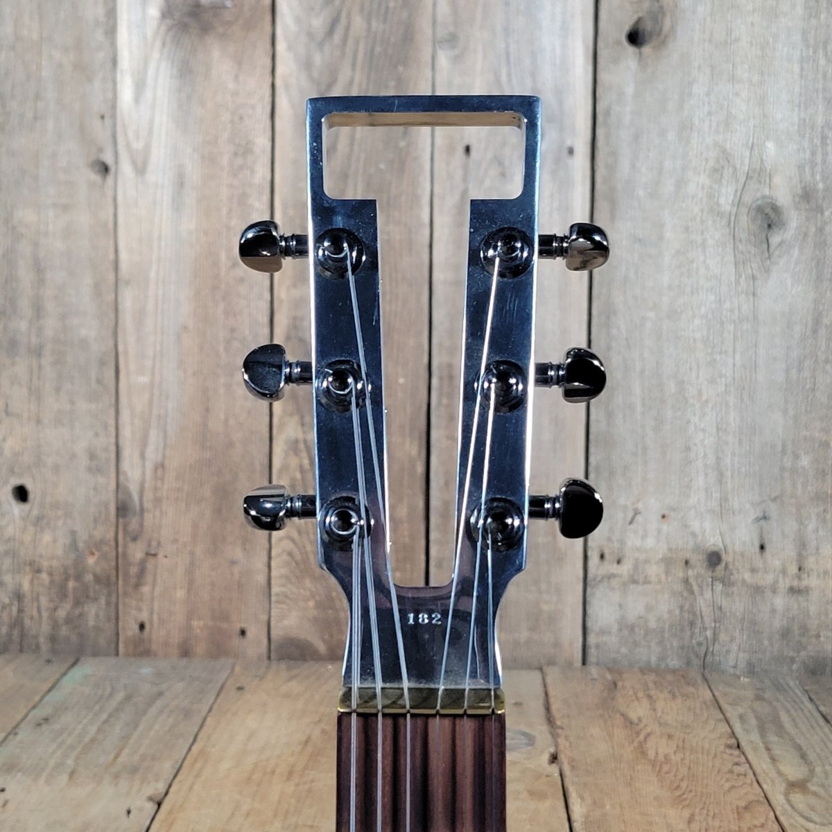 Travis Bean Designs TB1000S Reissue 2022 – Aluminum Neck Electric Guitar with Case - Mahar's Vintage Guitars