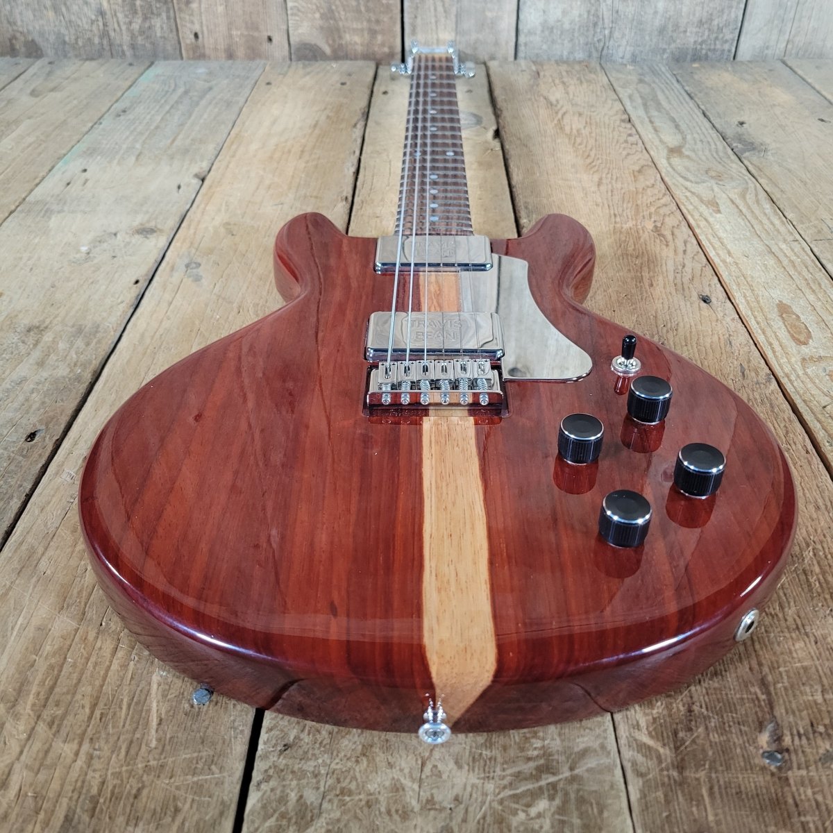 Travis Bean Designs TB1000S Reissue 2022 – Aluminum Neck Electric Guitar with Case - Mahar's Vintage Guitars