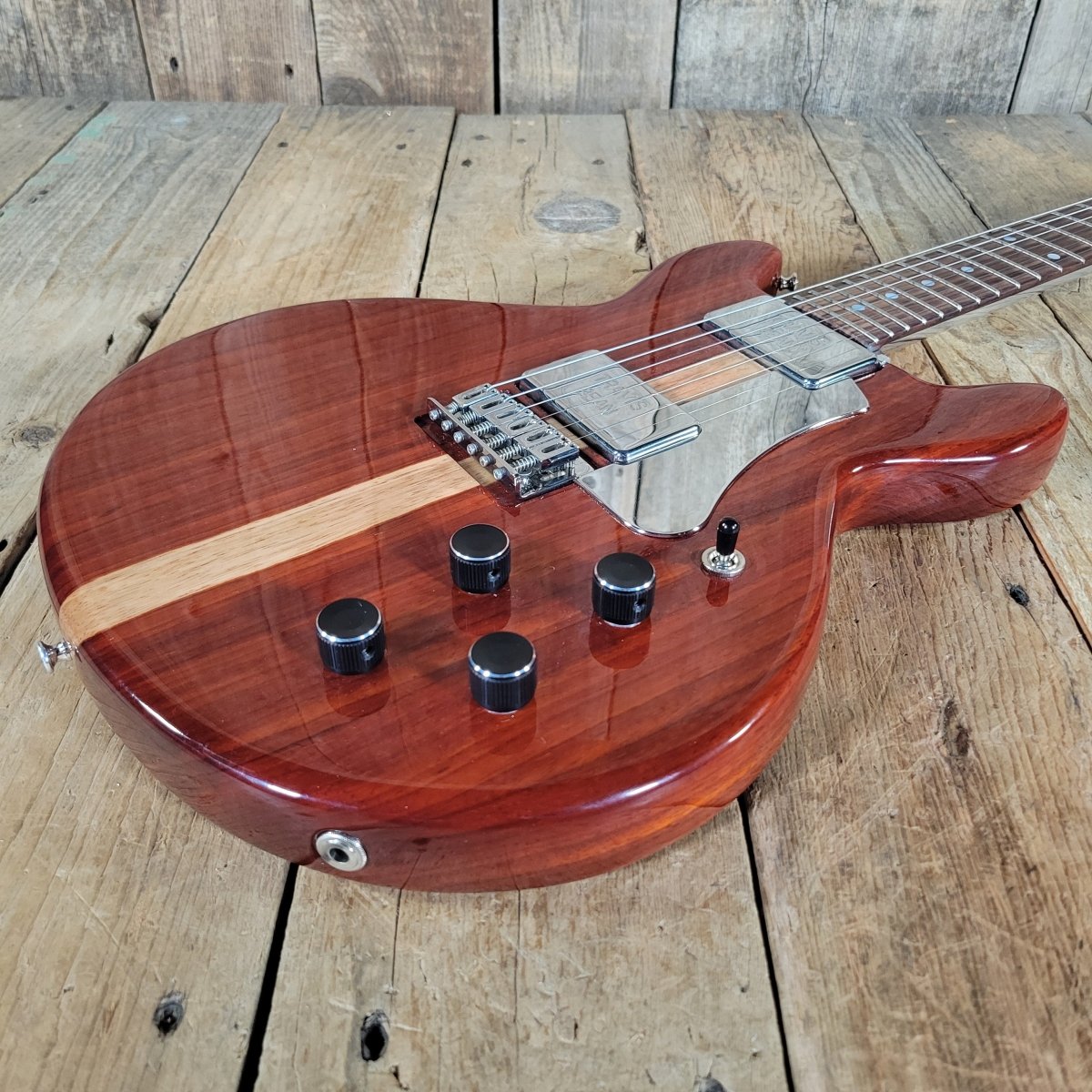 Travis Bean Designs TB1000S Reissue 2022 – Aluminum Neck Electric Guitar with Case - Mahar's Vintage Guitars