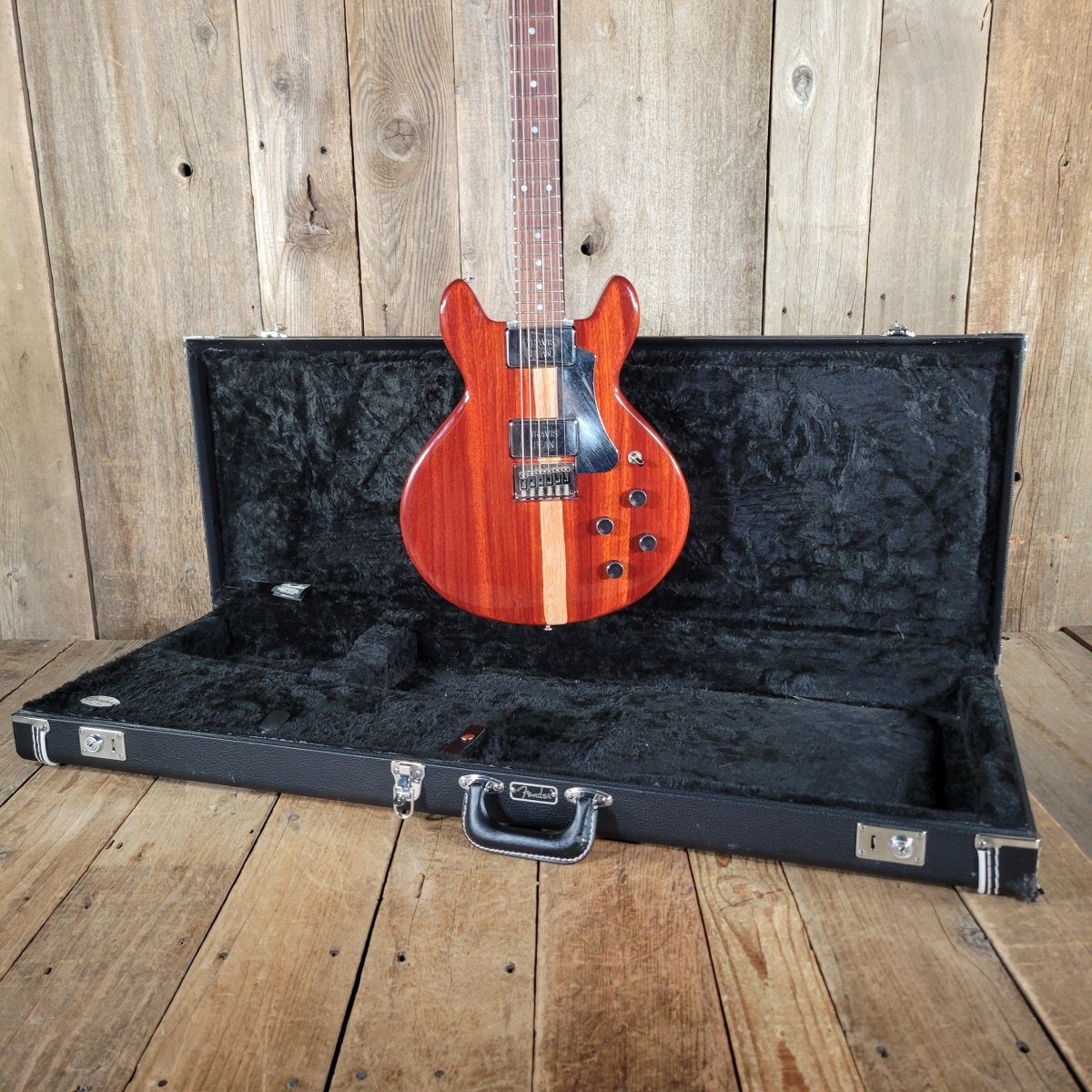 Travis Bean Designs TB1000S Reissue 2022 – Aluminum Neck Electric Guitar with Case - Mahar's Vintage Guitars