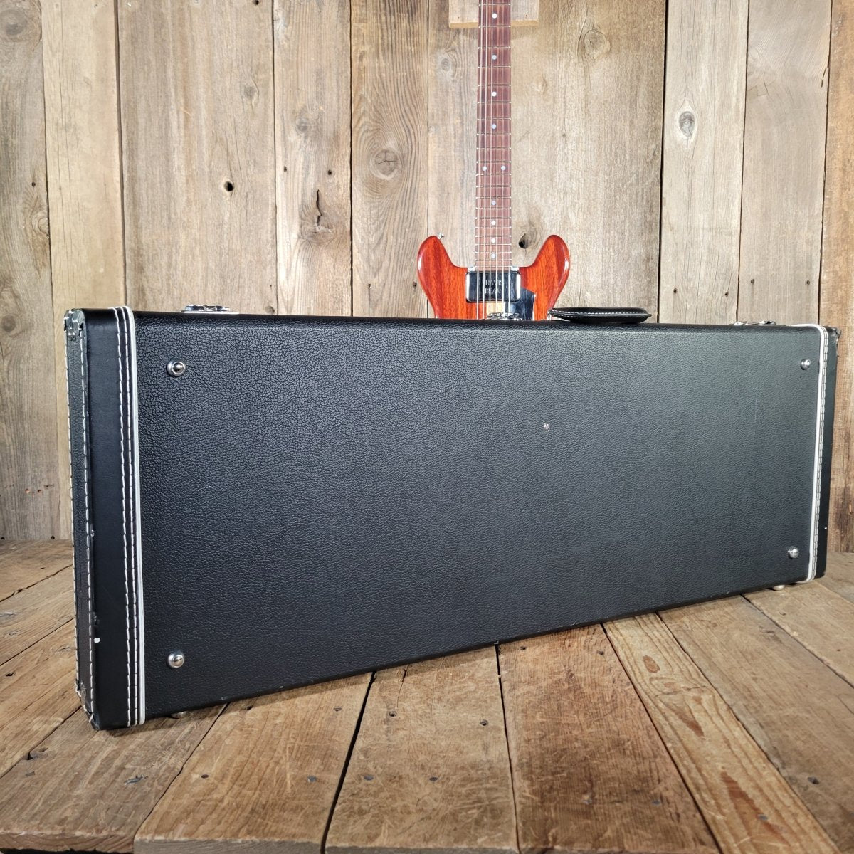 Travis Bean Designs TB1000S Reissue 2022 – Aluminum Neck Electric Guitar with Case - Mahar's Vintage Guitars