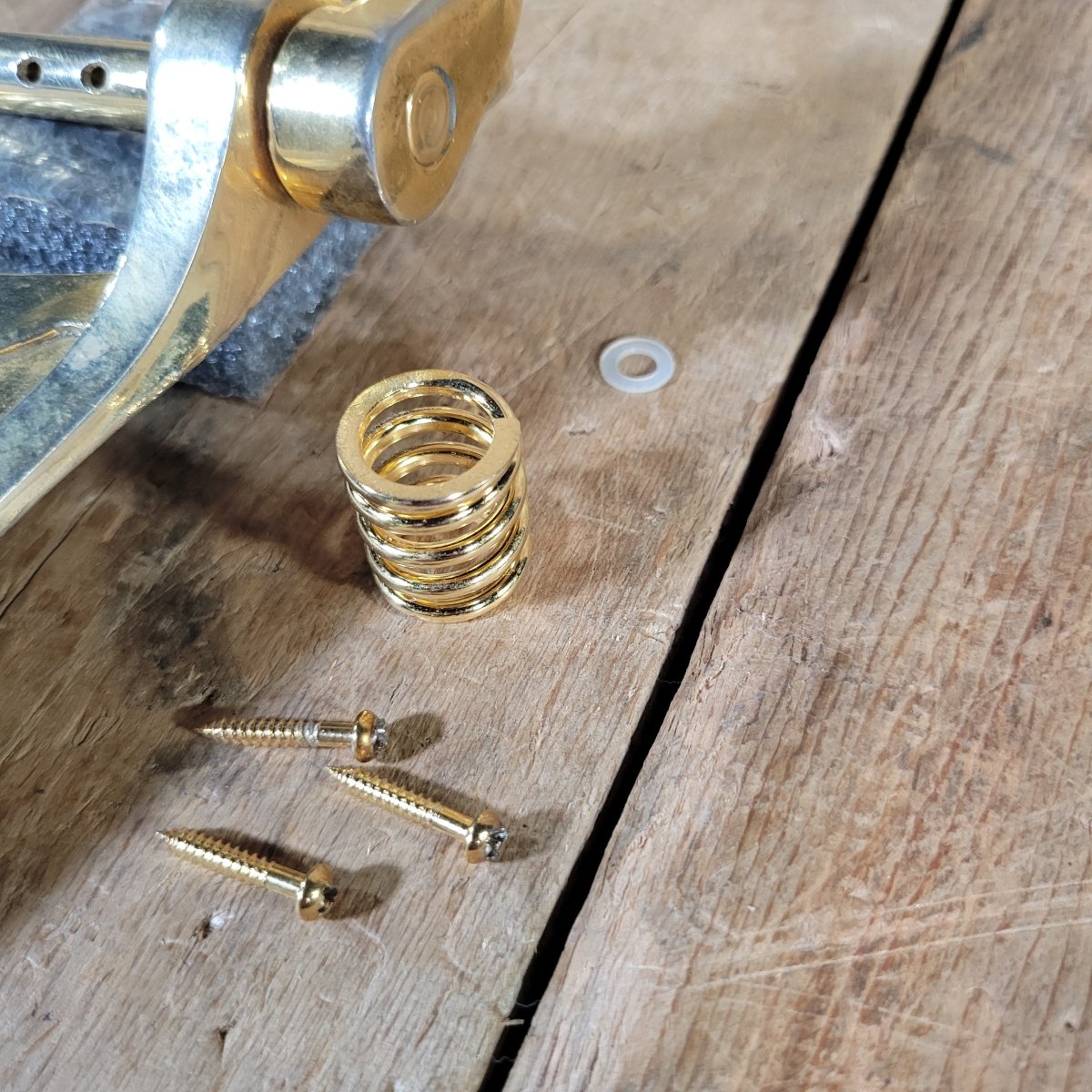 Vintage Bigsby - Style Gold Tremolo Tailpiece 1960s–70s Lawsuit Era Ibanez Kawai - Mahar's Vintage Guitars