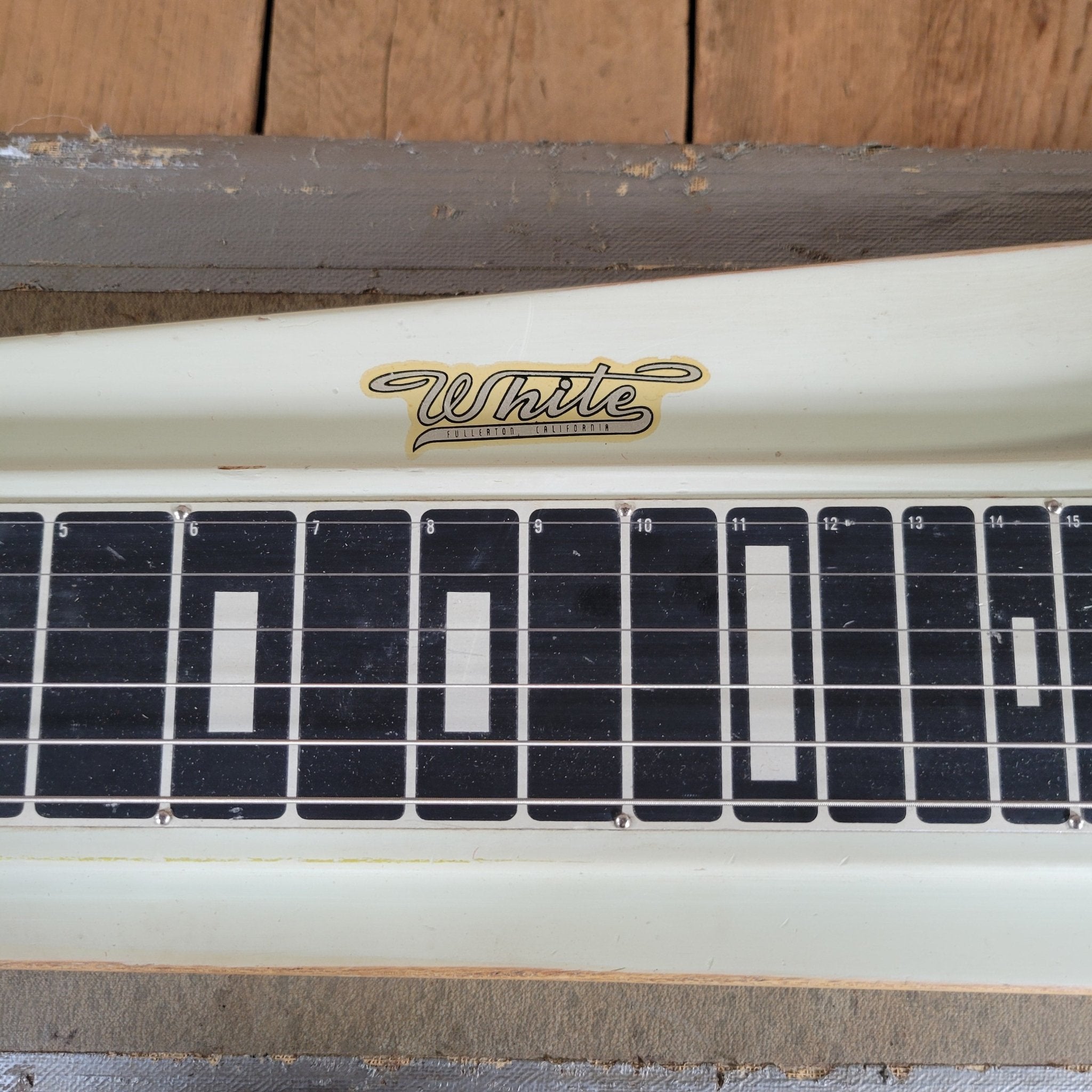 White by Fender Studio Deluxe Lap & Table Steel Guitar 1954 – Vintage Fender - Made Steel with Classic Tone - Mahar's Vintage Guitars