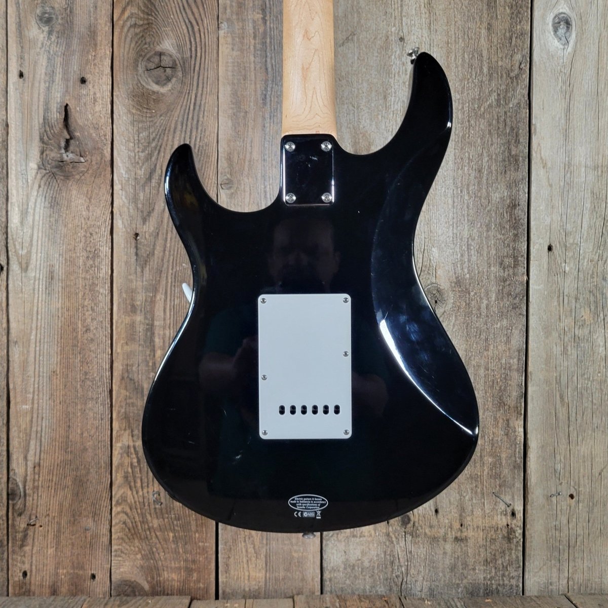 Yamaha Pacifica PAC112J – Black HSS Strat - Style Electric Guitar with Gig Bag - Mahar's Vintage Guitars