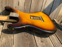 SOLD - Fender Stratocaster 1957 Old body refin