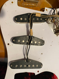 SOLD - Fender Stratocaster 1957 Old body refin