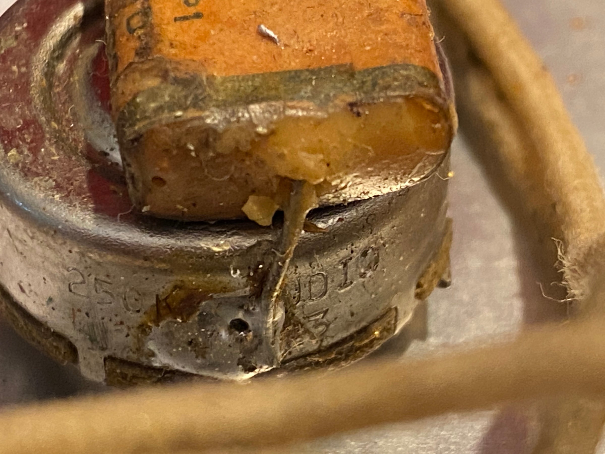 SOLD - Fender Stratocaster 1957 Old body refin