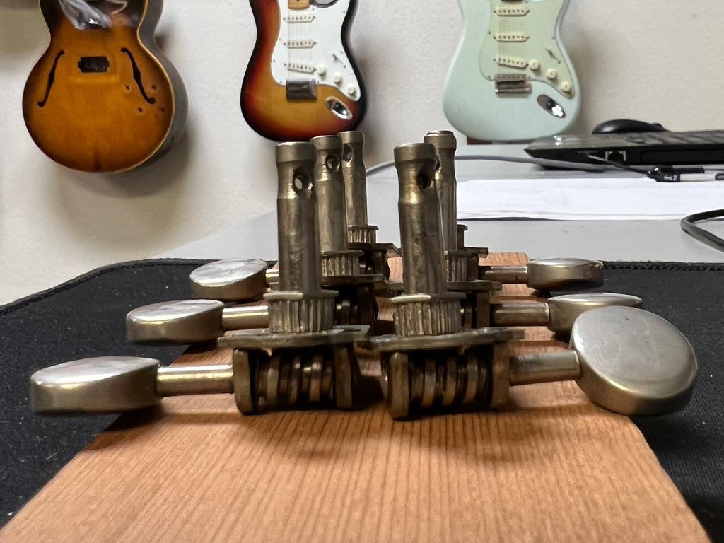 SOLD   Grover Sta Tite Tuning Machines 3+3 's tuners Gretsch