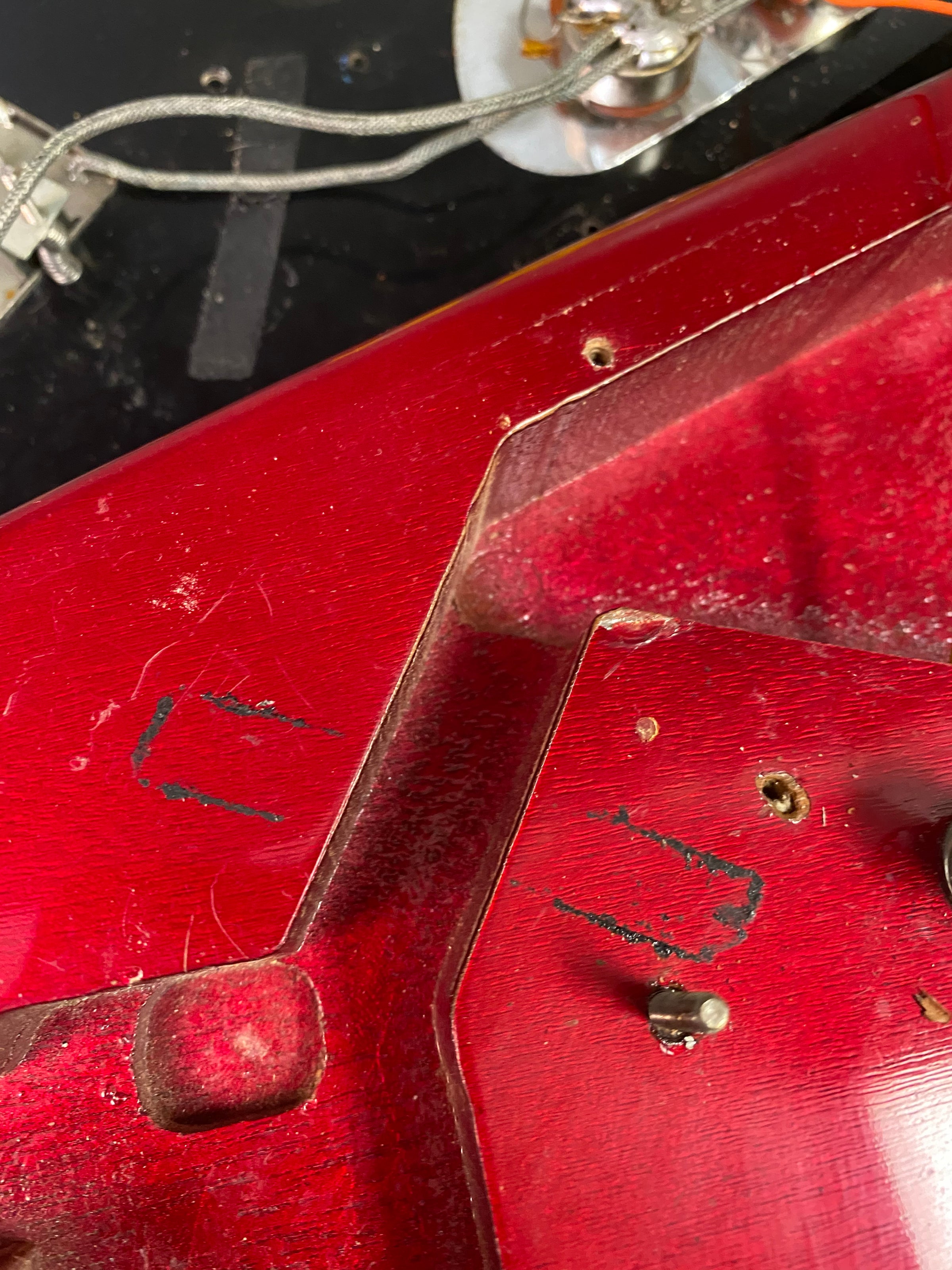 SOLD - Gibson Flying V 1982 Candy Apple Red