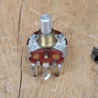 CTS Potentiometer 1957 100K - Mahar's Vintage Guitars