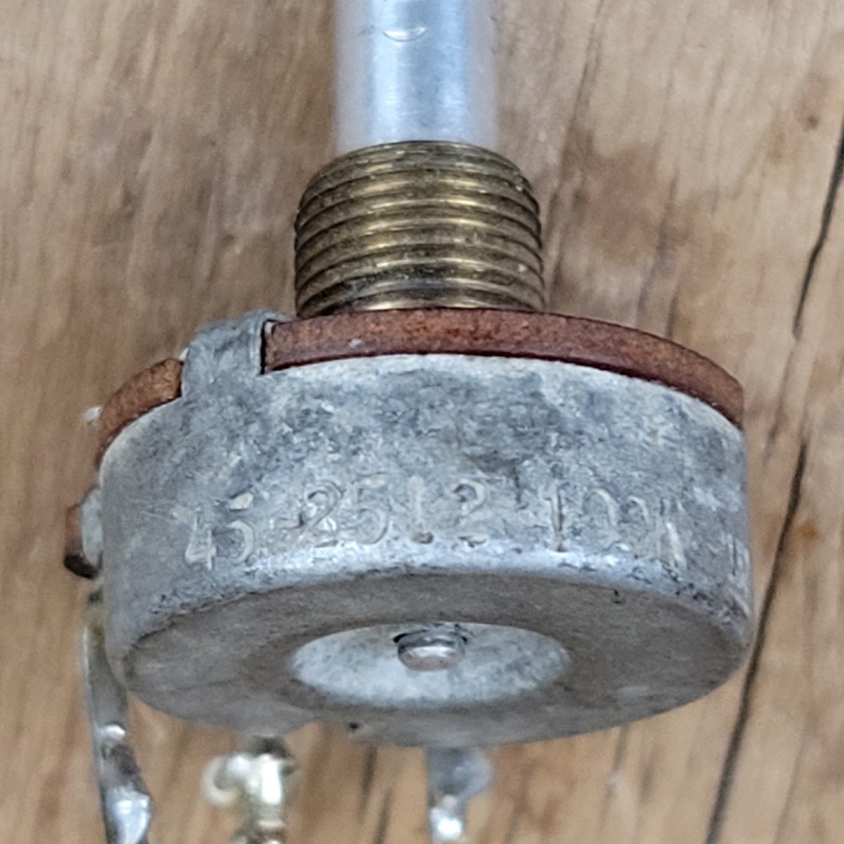 CTS Potentiometer 1957 100K - Mahar's Vintage Guitars