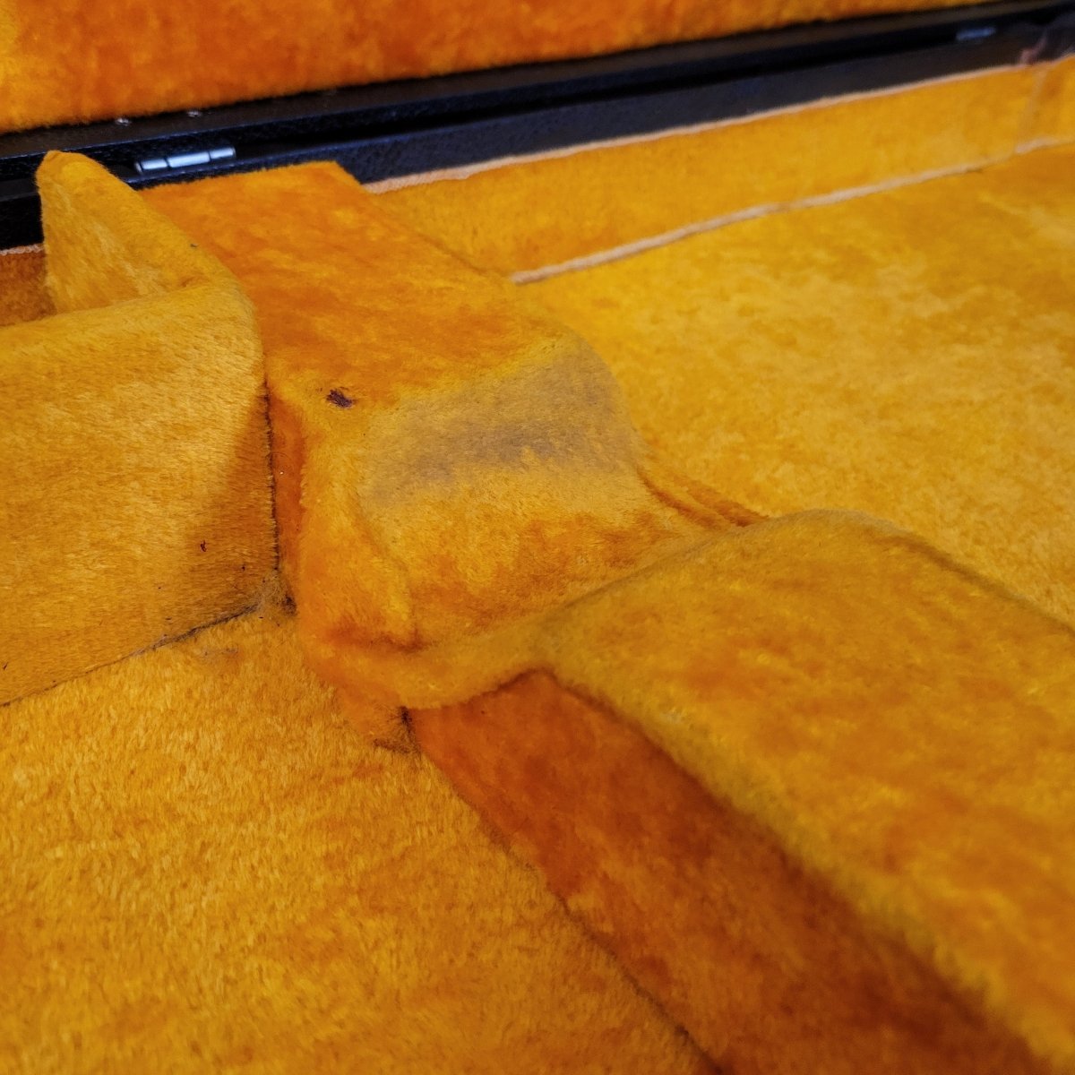 Gibson SG Les Paul Case 1960s Rectangle Black Gold - Mahar's Vintage Guitars