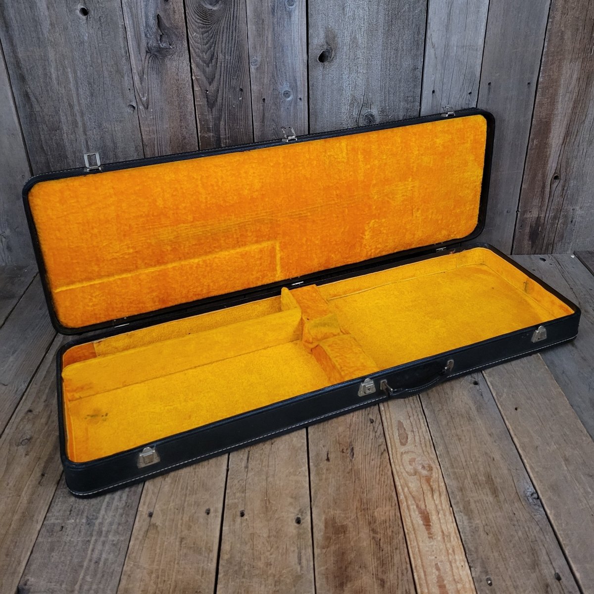 Gibson SG Les Paul Case 1960s Rectangle Black Gold - Mahar's Vintage Guitars