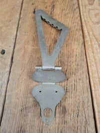 Gretsch 1940s 1950s Synchromatic Trapeze Tailpiece - Nickel - Mahar's Vintage Guitars