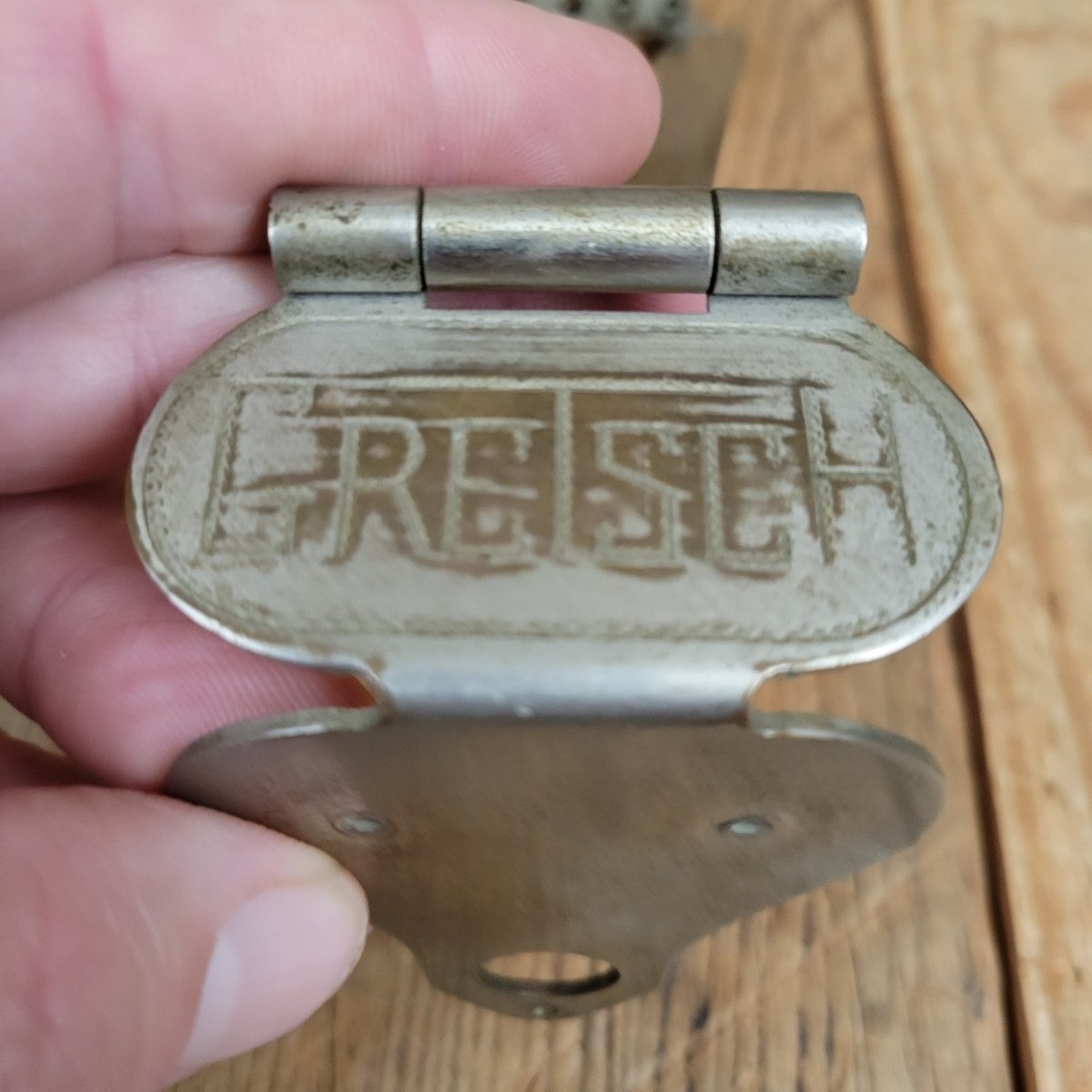 Gretsch 1940s 1950s Synchromatic Trapeze Tailpiece - Nickel - Mahar's Vintage Guitars