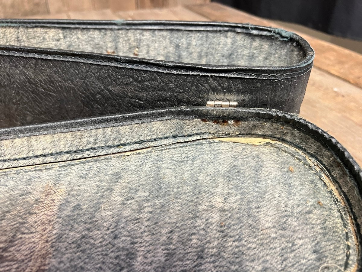 Martin 00 Acoustic Guitar Case, 1930's pre - war - Mahar's Vintage Guitars