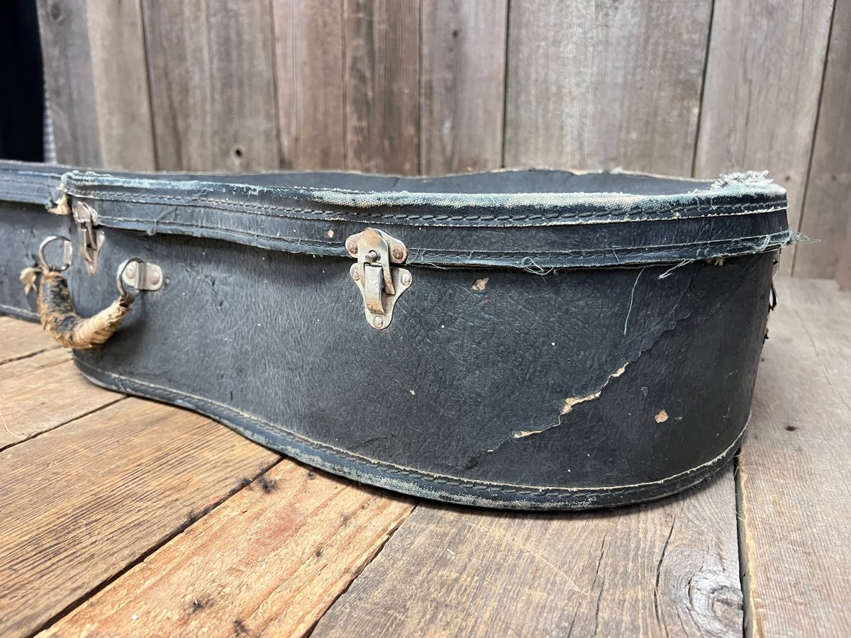 Martin 00 Acoustic Guitar Case, 1930's pre - war - Mahar's Vintage Guitars
