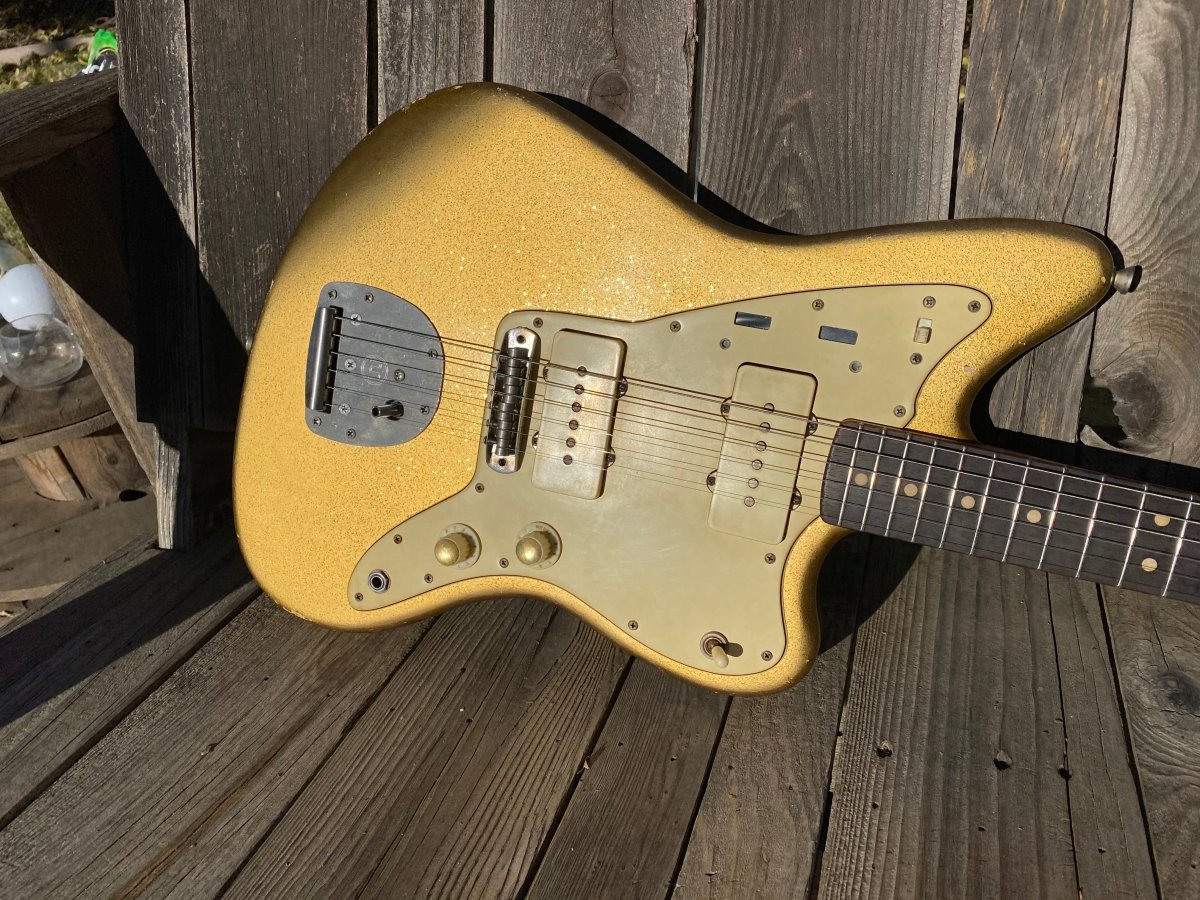 SOLD - Danocaster Offset Prototype 2020 Jazzmaster Gold Sparkle - Mahar's Vintage Guitars