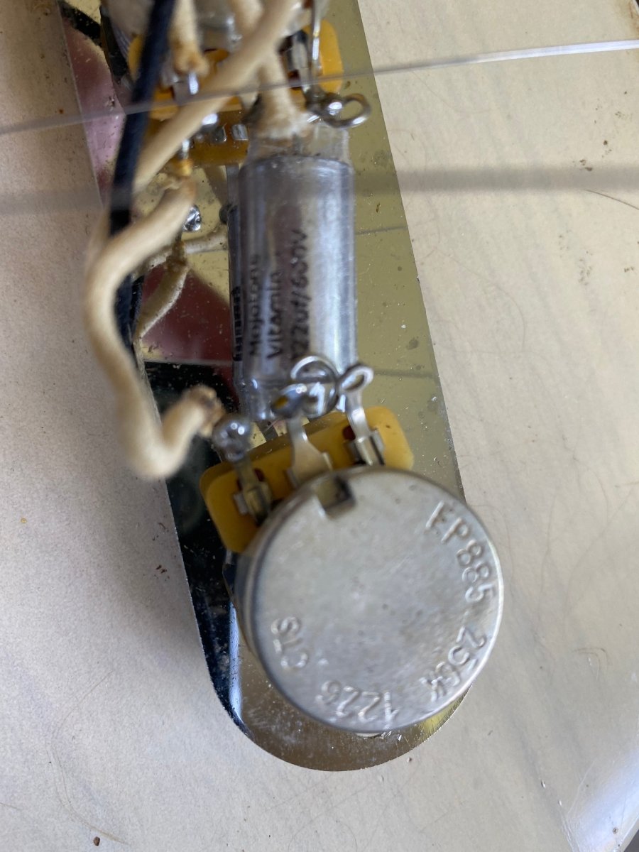 SOLD - Danocaster Singlecut 2012 Maple Neck 6lb 5oz - Mahar's Vintage Guitars