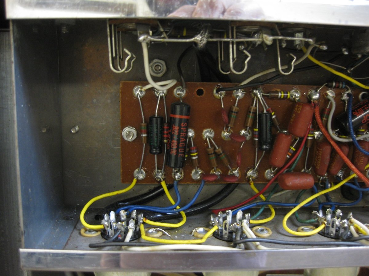 SOLD - Epiphone Futura EA - 12RVT amp 1962 - Mahar's Vintage Guitars