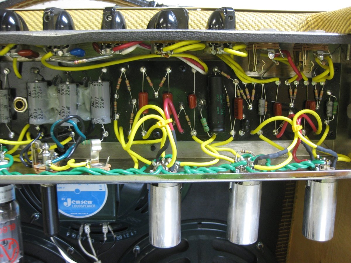 SOLD - Fender Bandmaster '57 Reissue Handwired - Mahar's Vintage Guitars