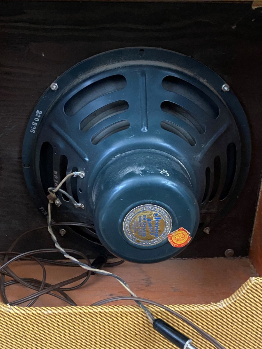 SOLD - Fender Deluxe Amp 5E3 Small Box Tweed Amp 1955 - Mahar's Vintage Guitars