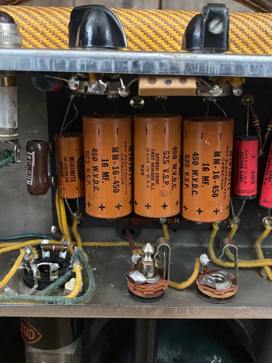 SOLD - Fender Deluxe Amp 5E3 Small Box Tweed Amp 1955 - Mahar's Vintage Guitars