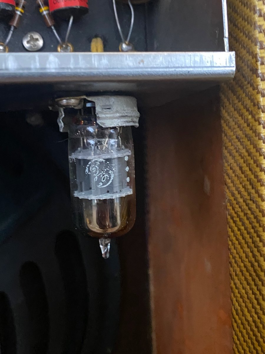 SOLD - Fender Deluxe Amp 5E3 Small Box Tweed Amp 1955 - Mahar's Vintage Guitars