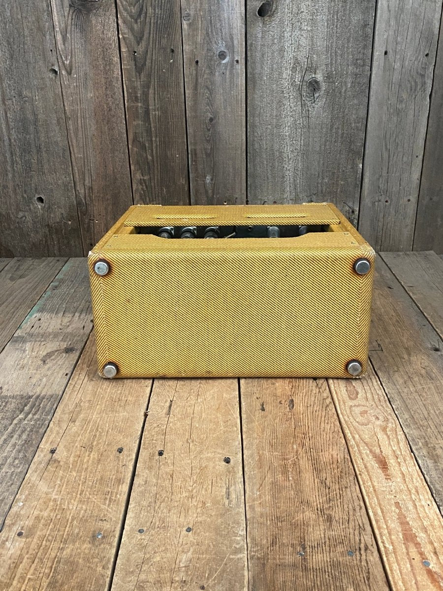 SOLD - Fender Deluxe Amp 5E3 Small Box Tweed Amp 1955 - Mahar's Vintage Guitars