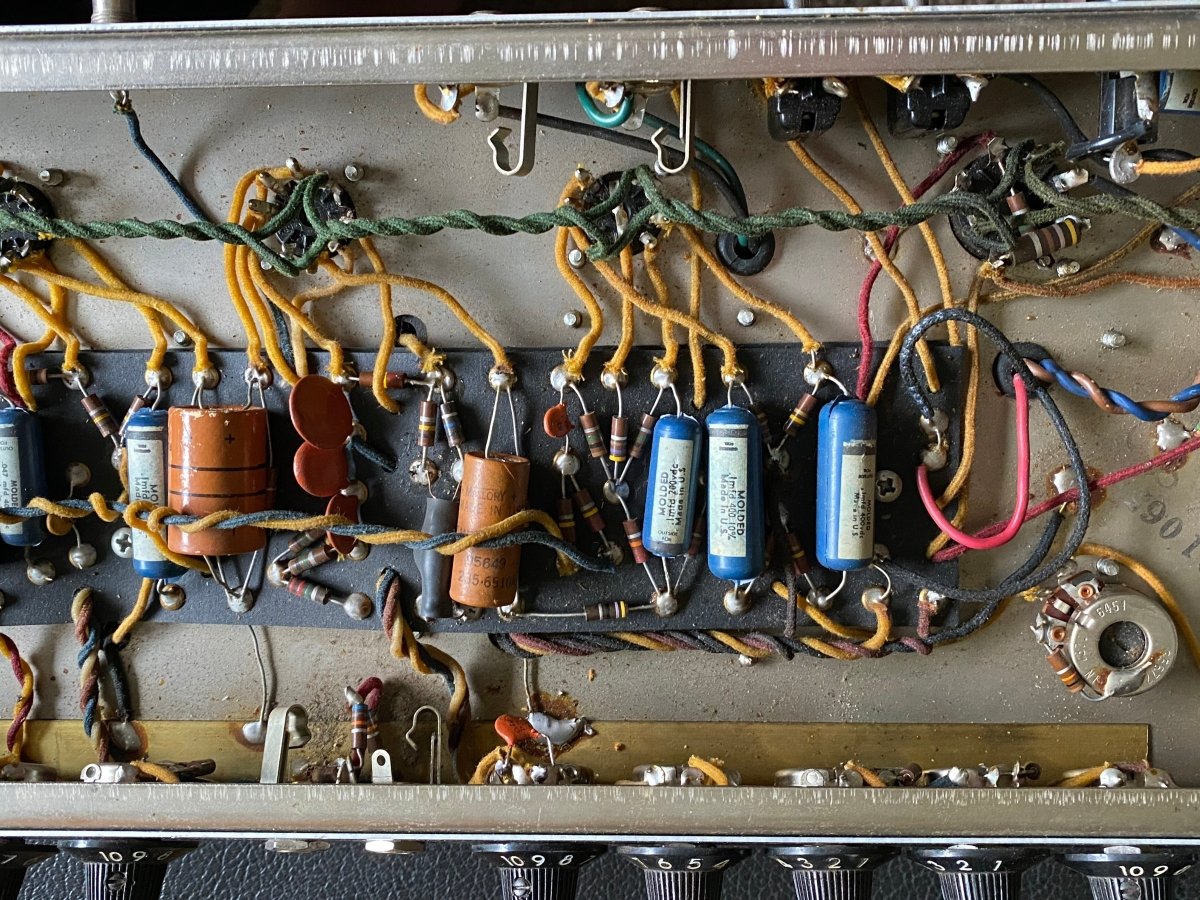 SOLD - Fender Deluxe Amp Pre CBS 1965 Blackface Orig Chassis, Repro Cab - Mahar's Vintage Guitars