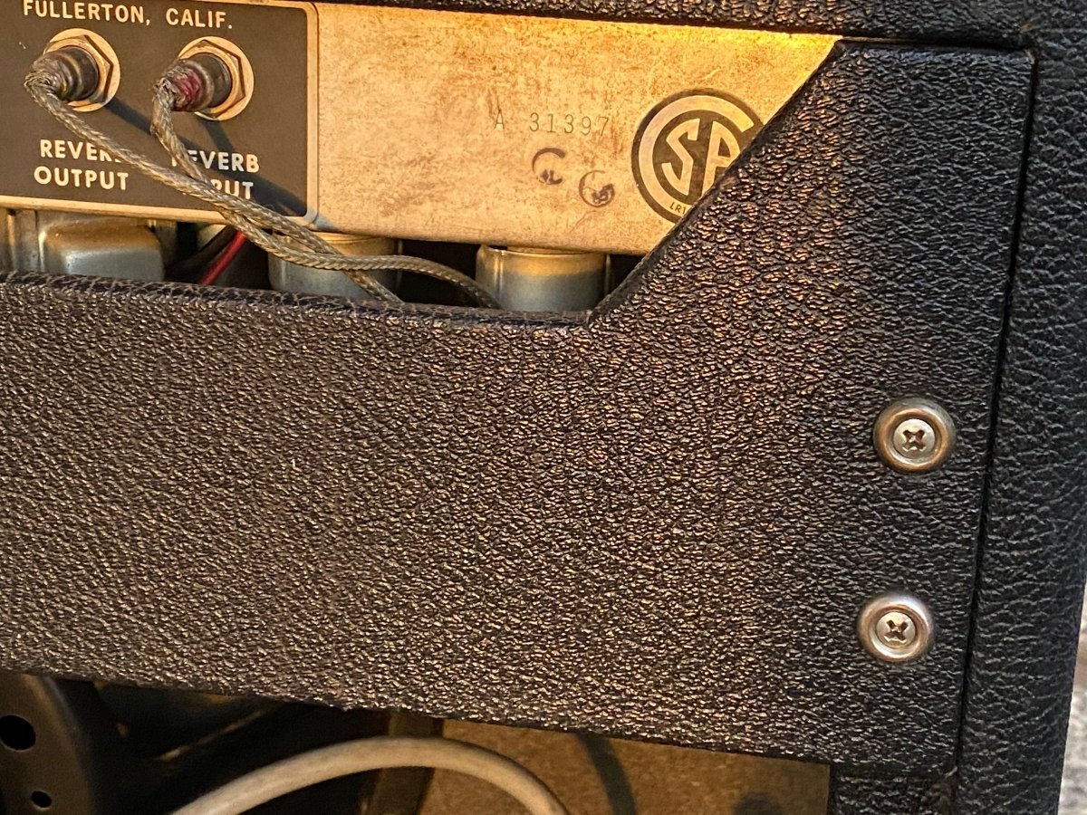 SOLD - Fender Deluxe Reverb AB763 Export Model - Mahar's Vintage Guitars