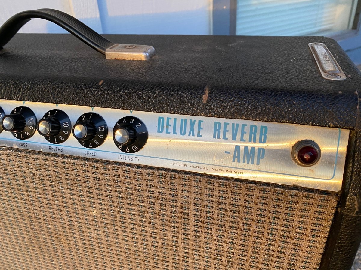SOLD - Fender Deluxe Reverb AB763 Export Model - Mahar's Vintage Guitars