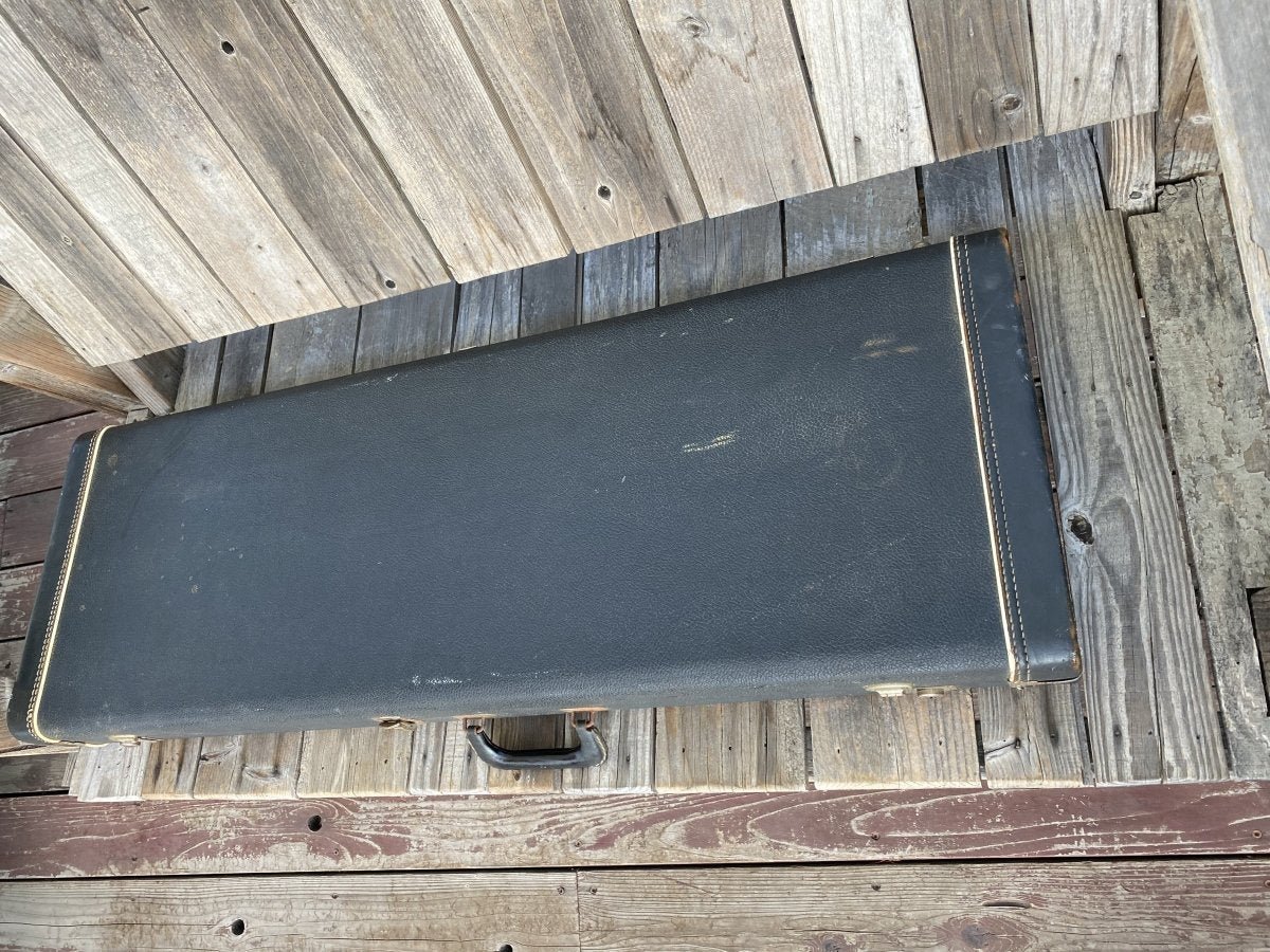 SOLD - Fender Jaguar 1965 - Mahar's Vintage Guitars