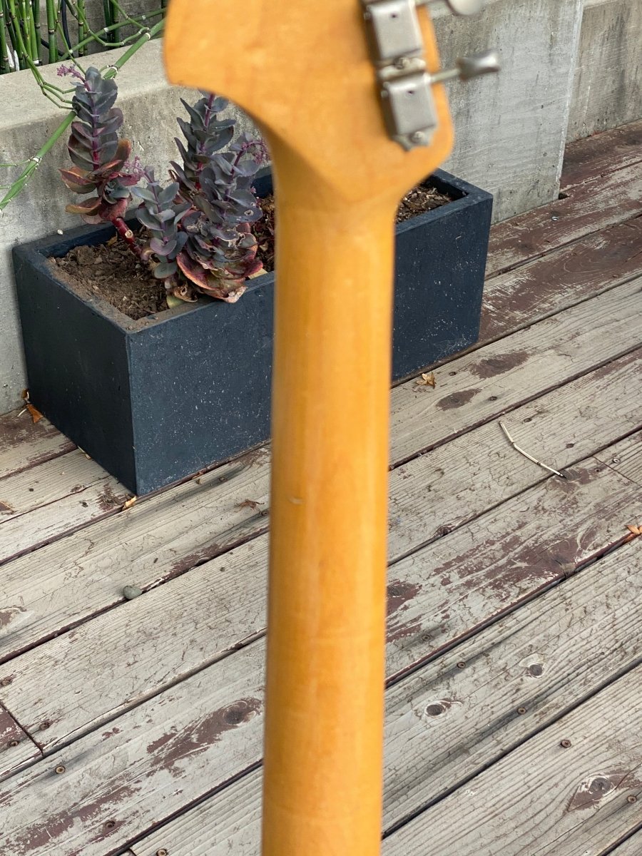 SOLD - Fender Jaguar 1965 - Mahar's Vintage Guitars