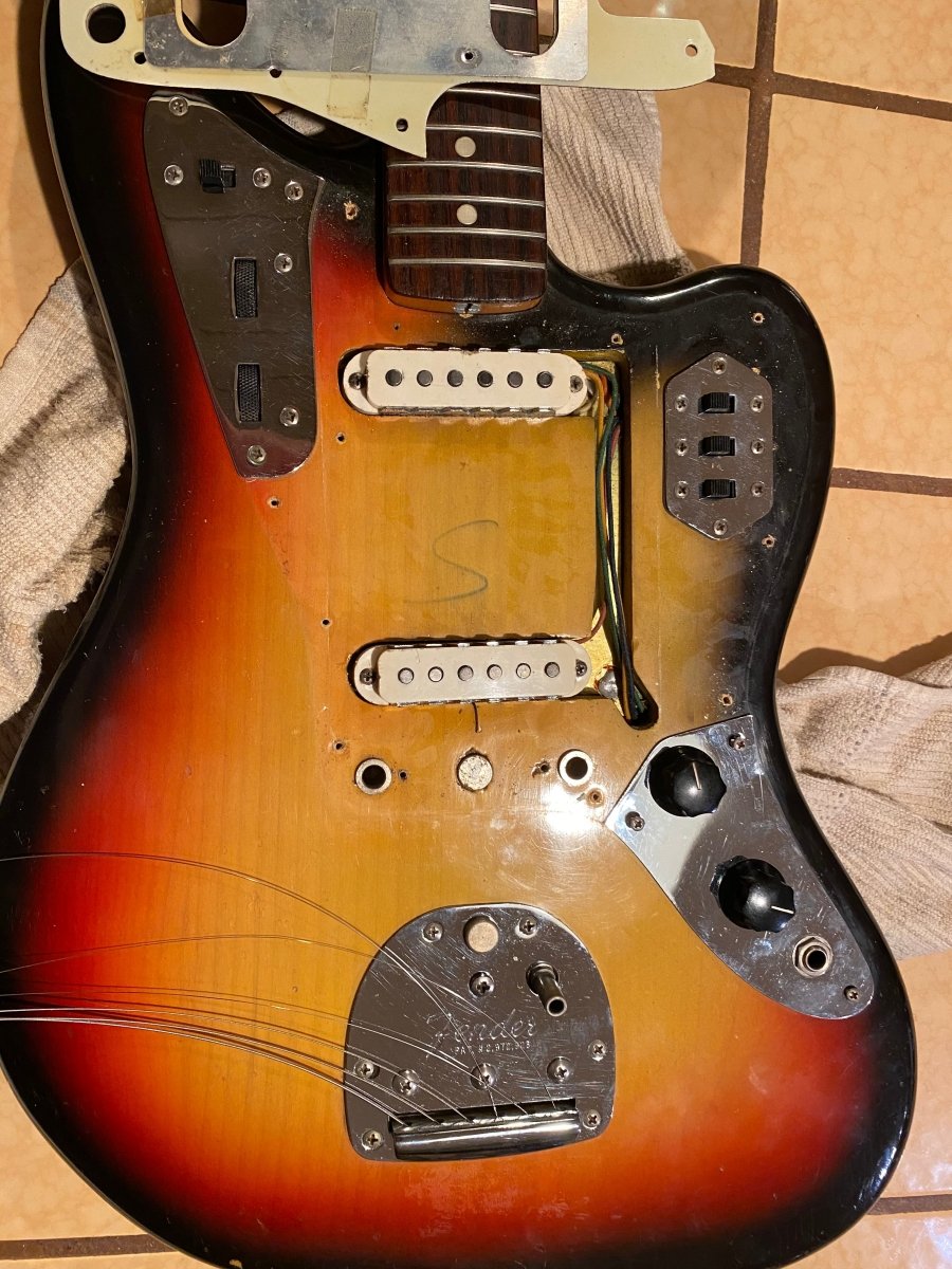 SOLD - Fender Jaguar 1965 - Mahar's Vintage Guitars