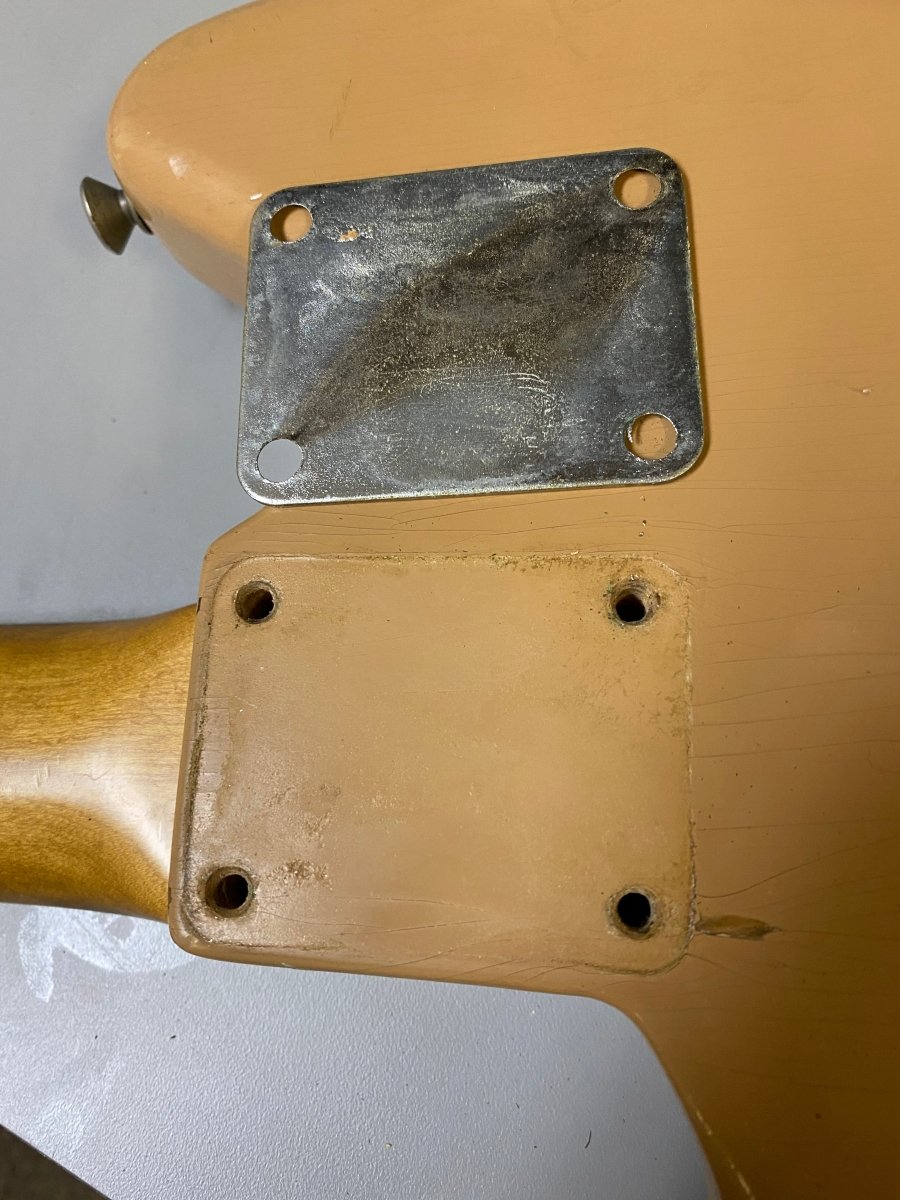 SOLD - Fender Musicmaster 1959 - Mahar's Vintage Guitars