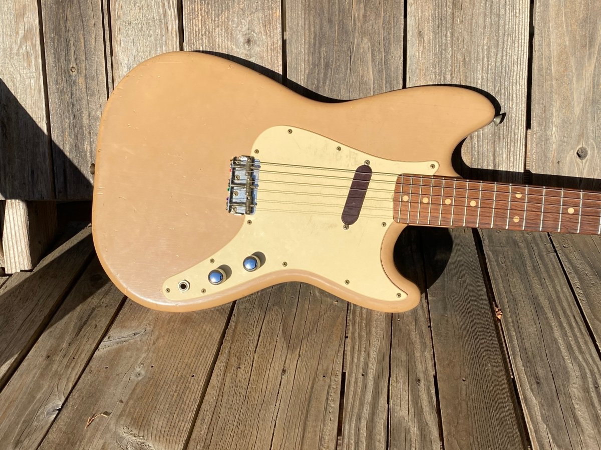 SOLD - Fender Musicmaster 1959 - Mahar's Vintage Guitars