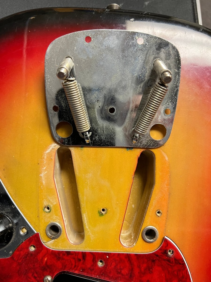 SOLD - Fender Mustang 1972 - Mahar's Vintage Guitars