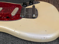 SOLD - Fender Mustang Olympic White 1965 A neck with unique fretboard - Mahar's Vintage Guitars