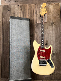 SOLD - Fender Mustang Olympic White 1965 A neck with unique fretboard - Mahar's Vintage Guitars