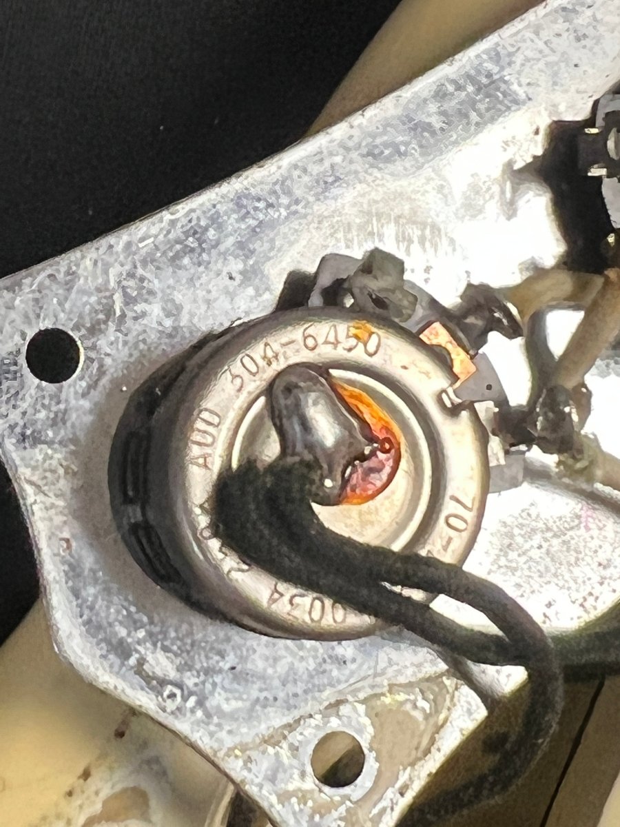 SOLD - Fender Mustang Olympic White 1965 A neck with unique fretboard - Mahar's Vintage Guitars