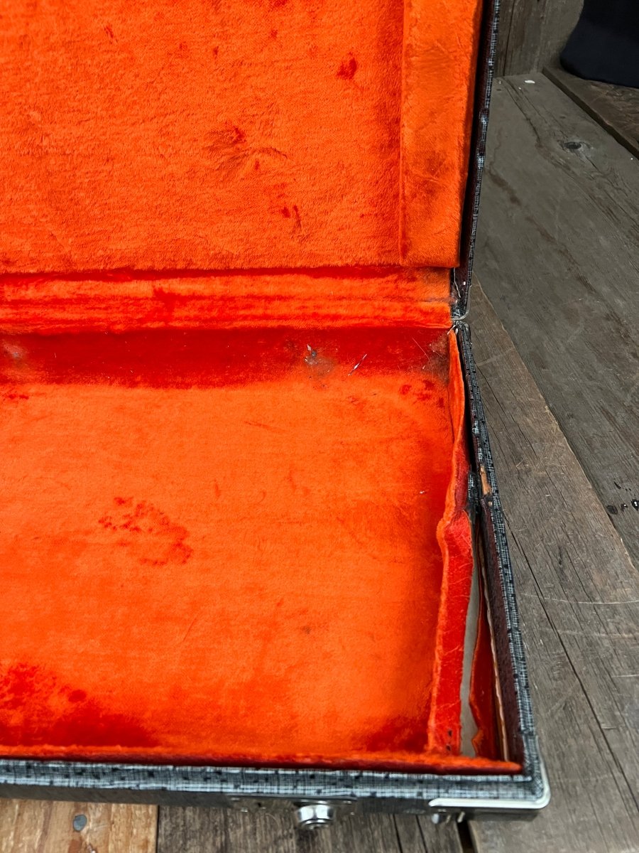 SOLD - Fender Mustang Olympic White 1965 A neck with unique fretboard - Mahar's Vintage Guitars