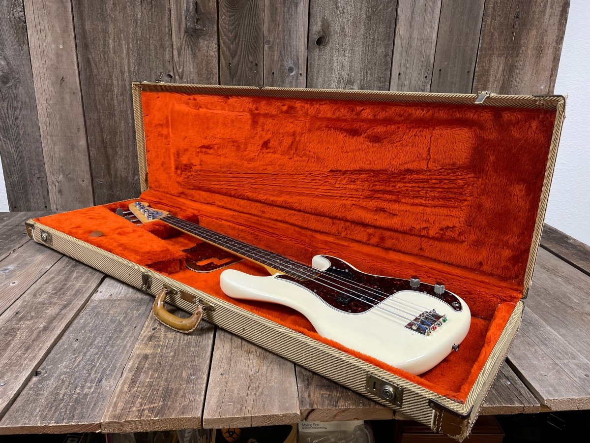 SOLD - Fender P bass 1963 Pro Refin - Mahar's Vintage Guitars