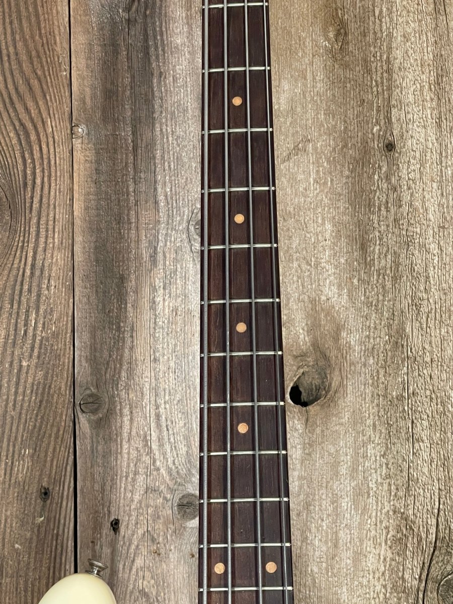 SOLD - Fender P bass 1963 Pro Refin - Mahar's Vintage Guitars