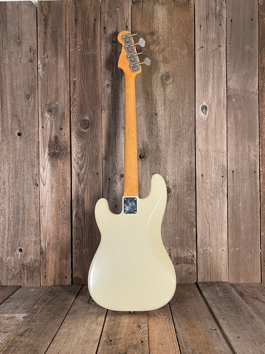 SOLD - Fender P bass 1963 Pro Refin - Mahar's Vintage Guitars