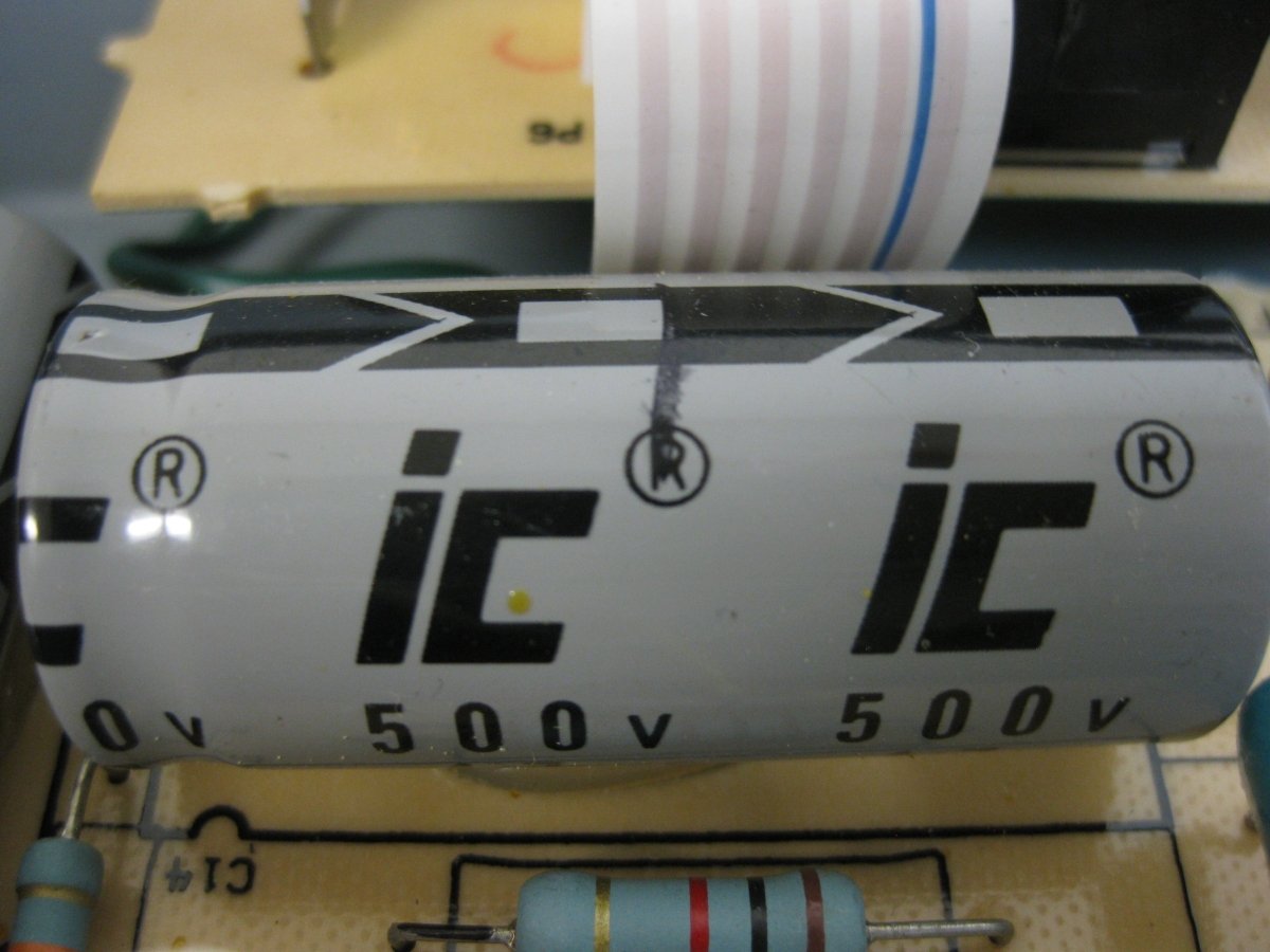 SOLD - Fender Reverb Unit 6G15 1994 1963 Reissue White Tolex - Mahar's Vintage Guitars